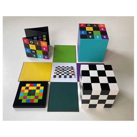 Color Chess, Schachspiel, 96 Holzwürfel